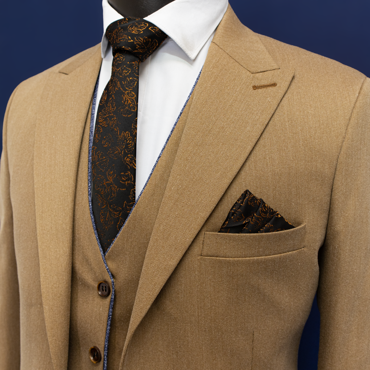 کت و شلوار و جلیقه دبل فیس نسکافه ای سرژه - Image 5