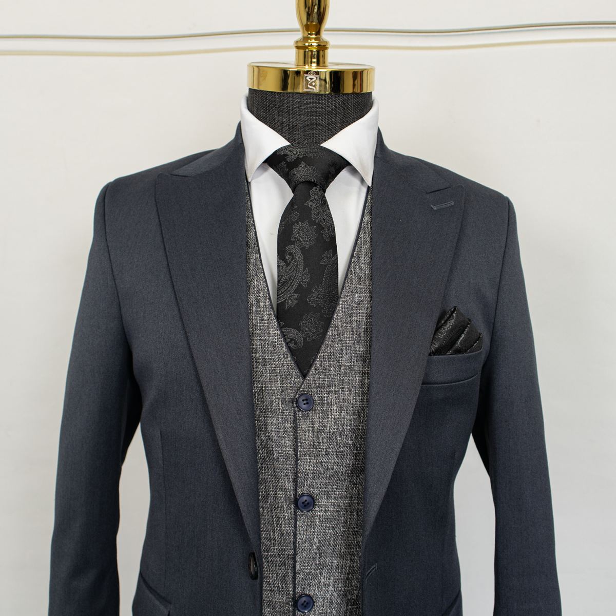 کت و شلوار و جلیقه