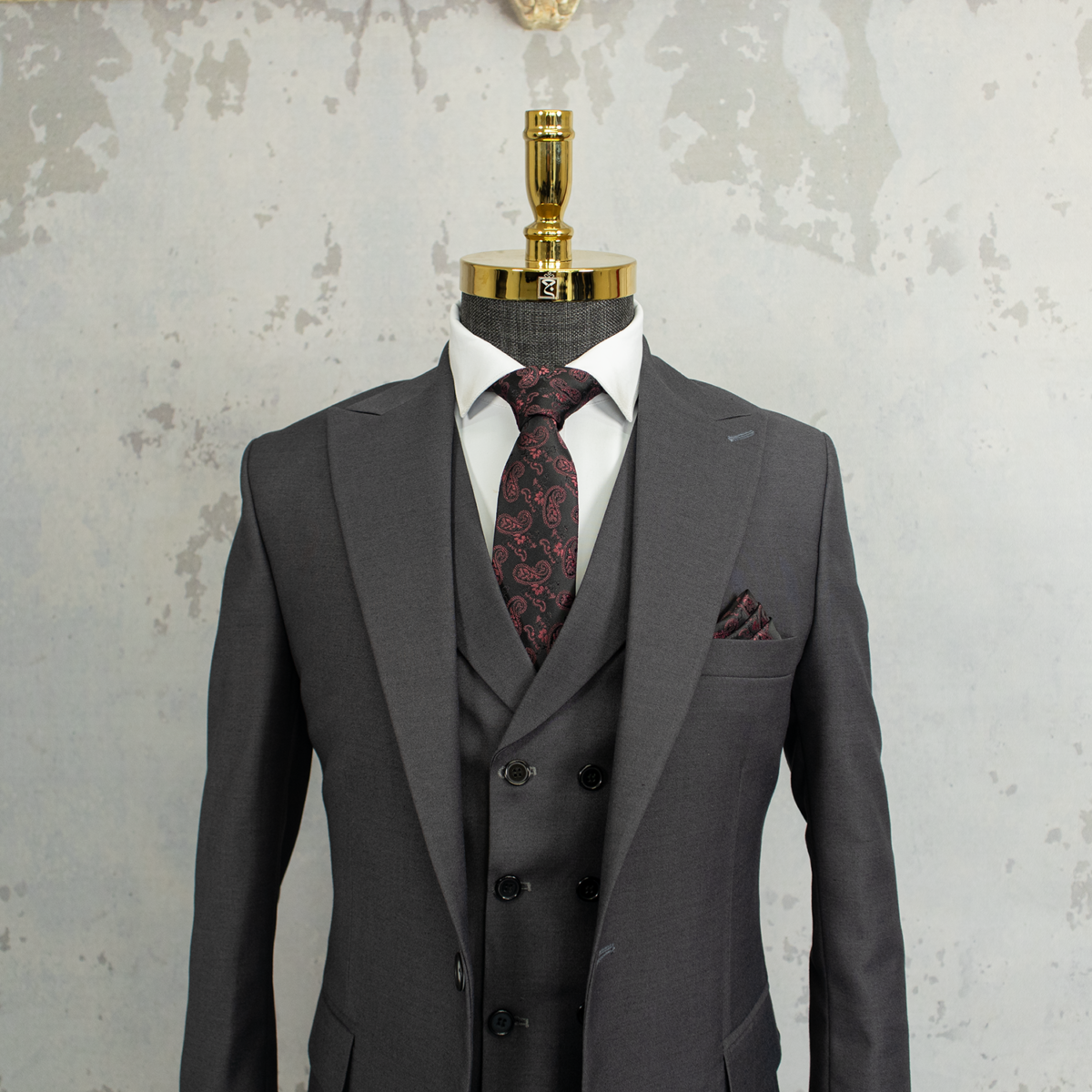 کت شلوار و جلیقه یقه انگلیسی