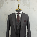 کت شلوار و جلیقه یقه انگلیسی