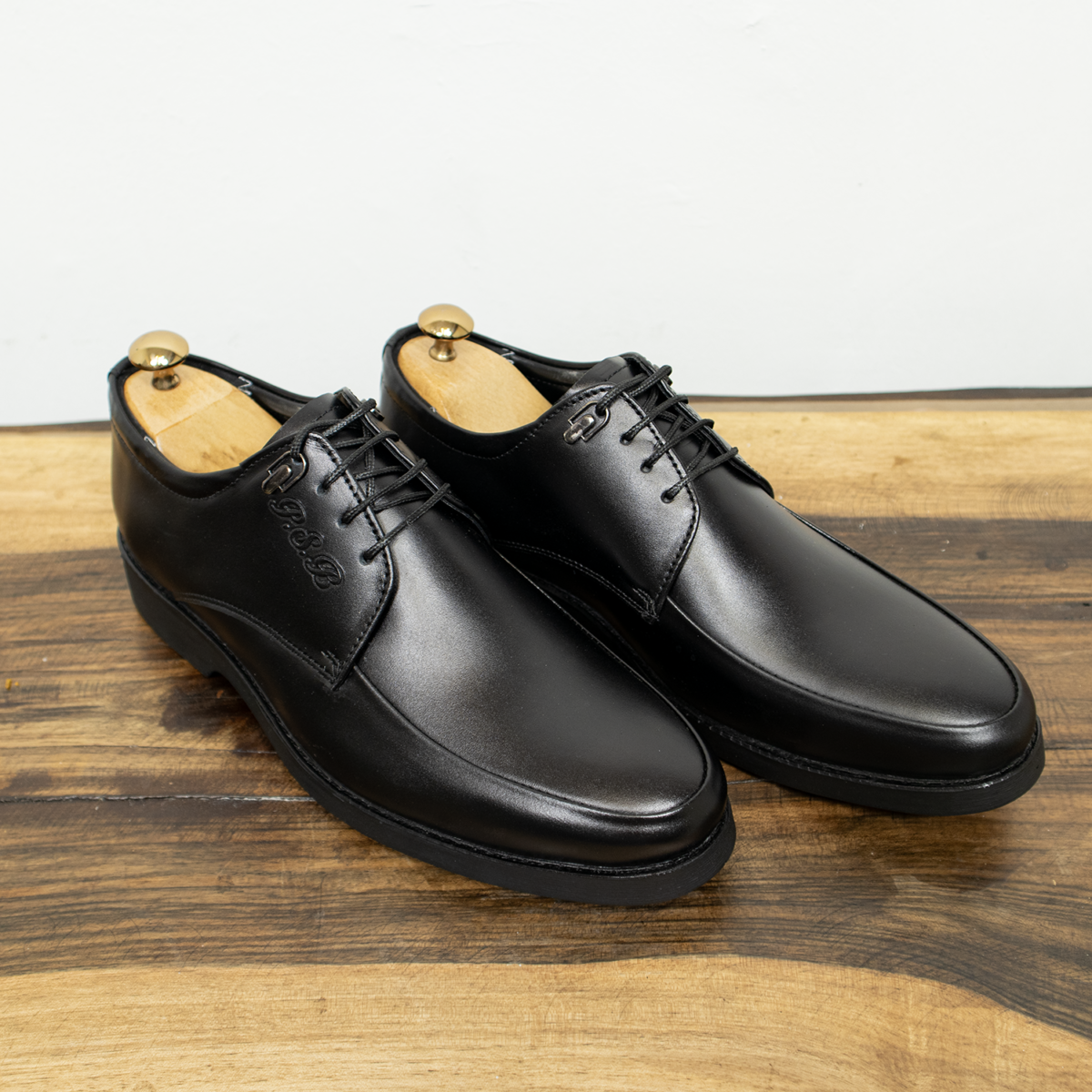 کفش چرم گاوی ساعتی