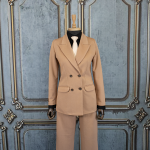 کت و شلوار چهاردکمه زنانه