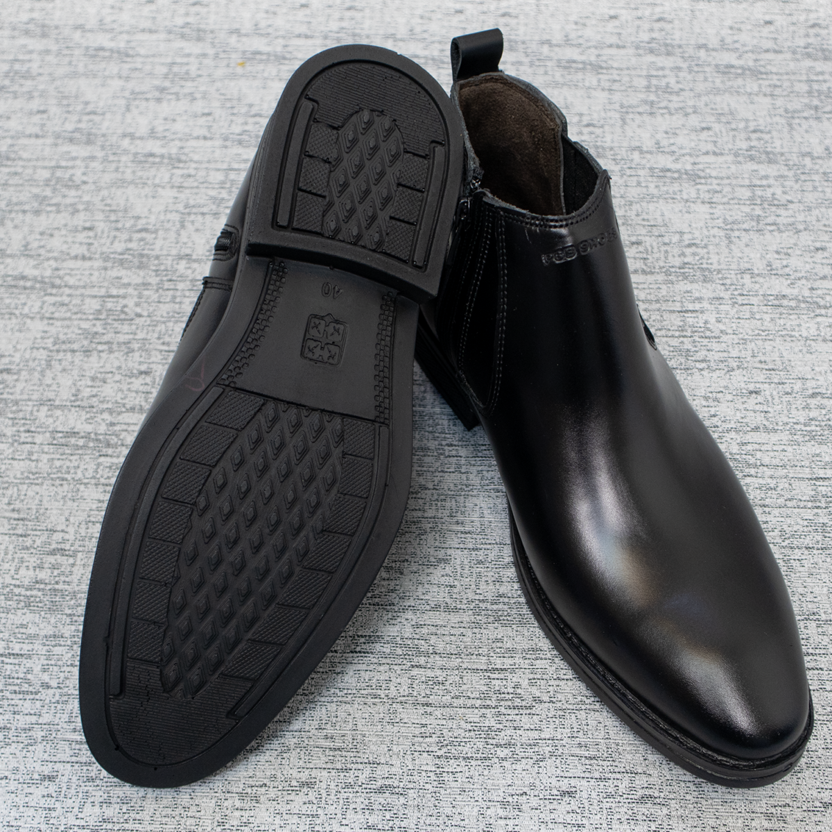 نیم بوت چرم مشکی