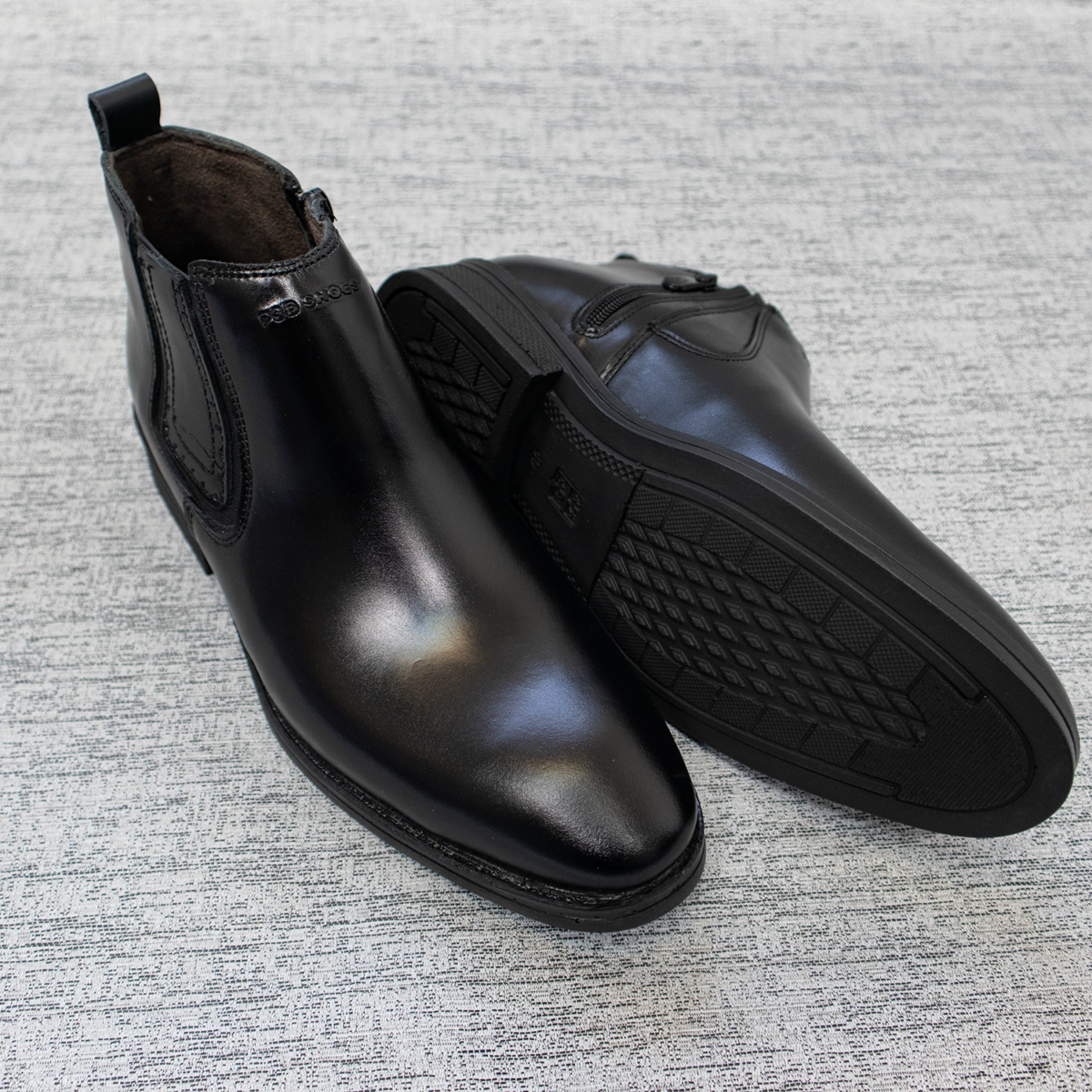 نیم بوت مشکی ساده