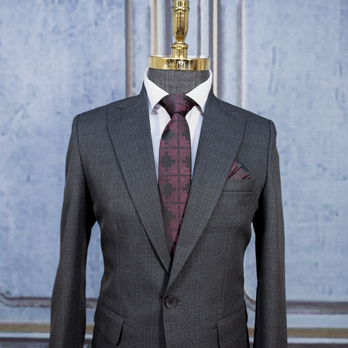 کت شلوار چهارخانه