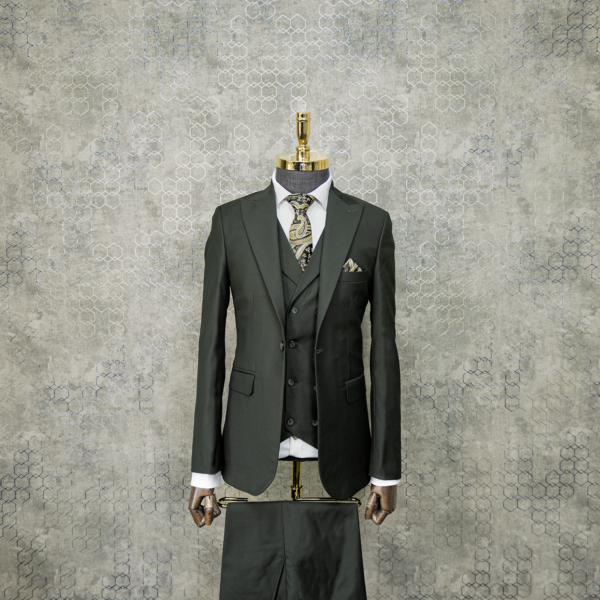 کت و شلوار یشمی با جلیقه یقه دار مگا