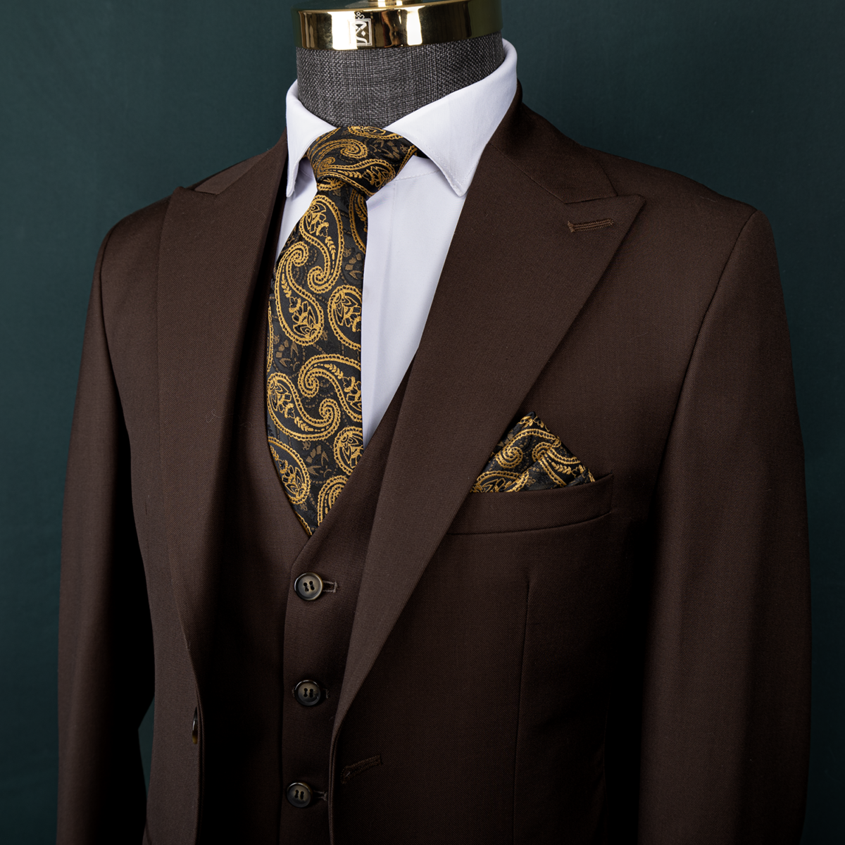 کت و شلوار دو دکمه قهوه ای