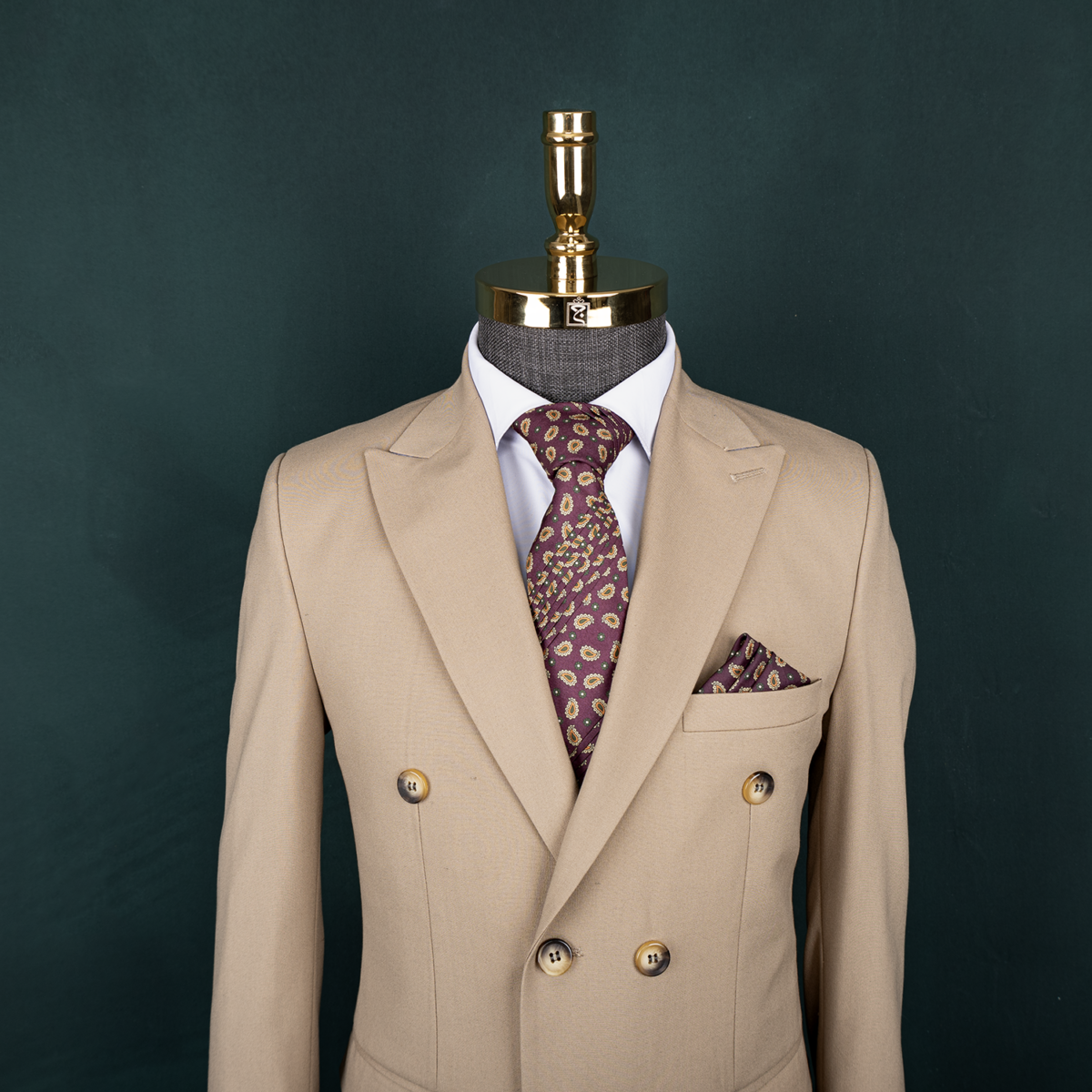 کت شلوار بزیاق کرم