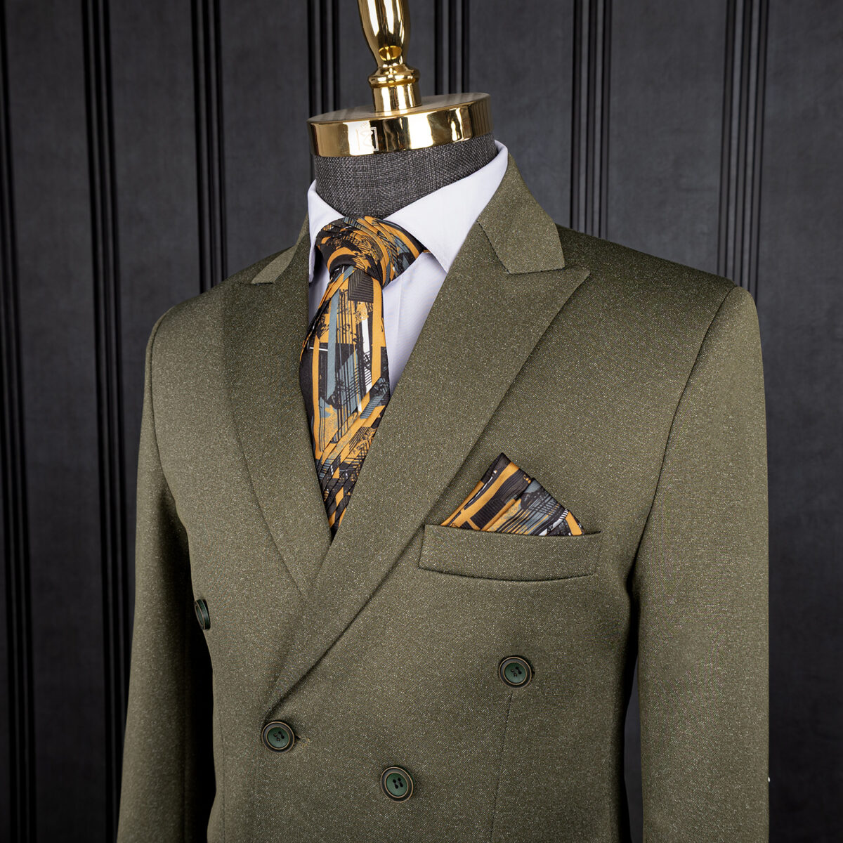 کت شلوار شش دکمه سبز