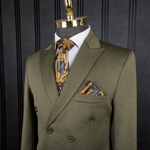 کت شلوار شش دکمه سبز