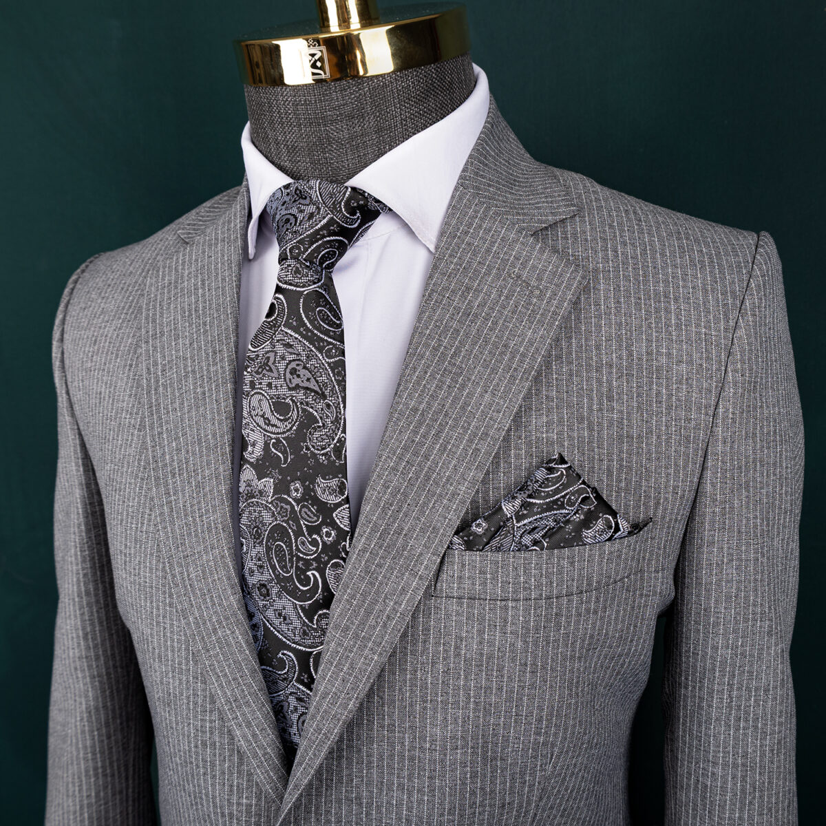 کت شلوار طوسی روشن