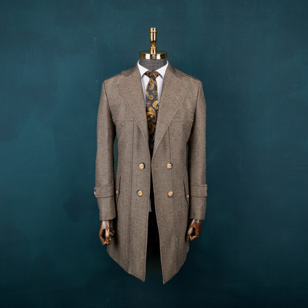 پالتو مردانه قهوه‌ای جناقی چهار دکمه