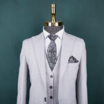 کت و شلوار طوسی روشن بزیاق با جلیقه دو رو - Image 7