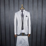 کت و شلوار نقره ای کاردین با جلیقه دو رو