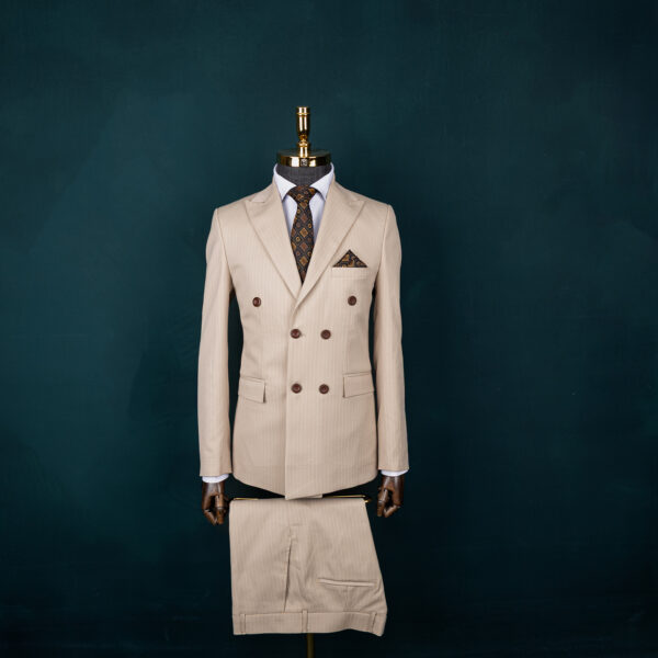 کت و شلوار کرم دیپلمات عالیجناب