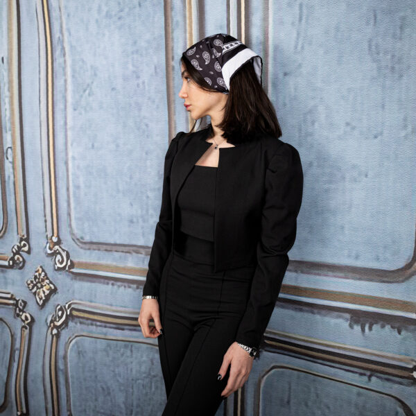 کت و شلوار و کراپ سه‌تکه مشکی