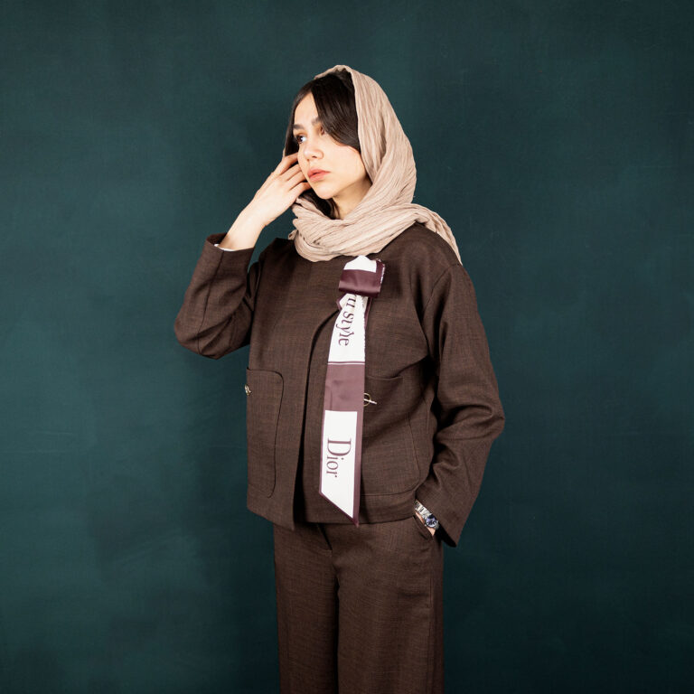 کت و شلوار شکلاتی دیور اسکارف زنانه